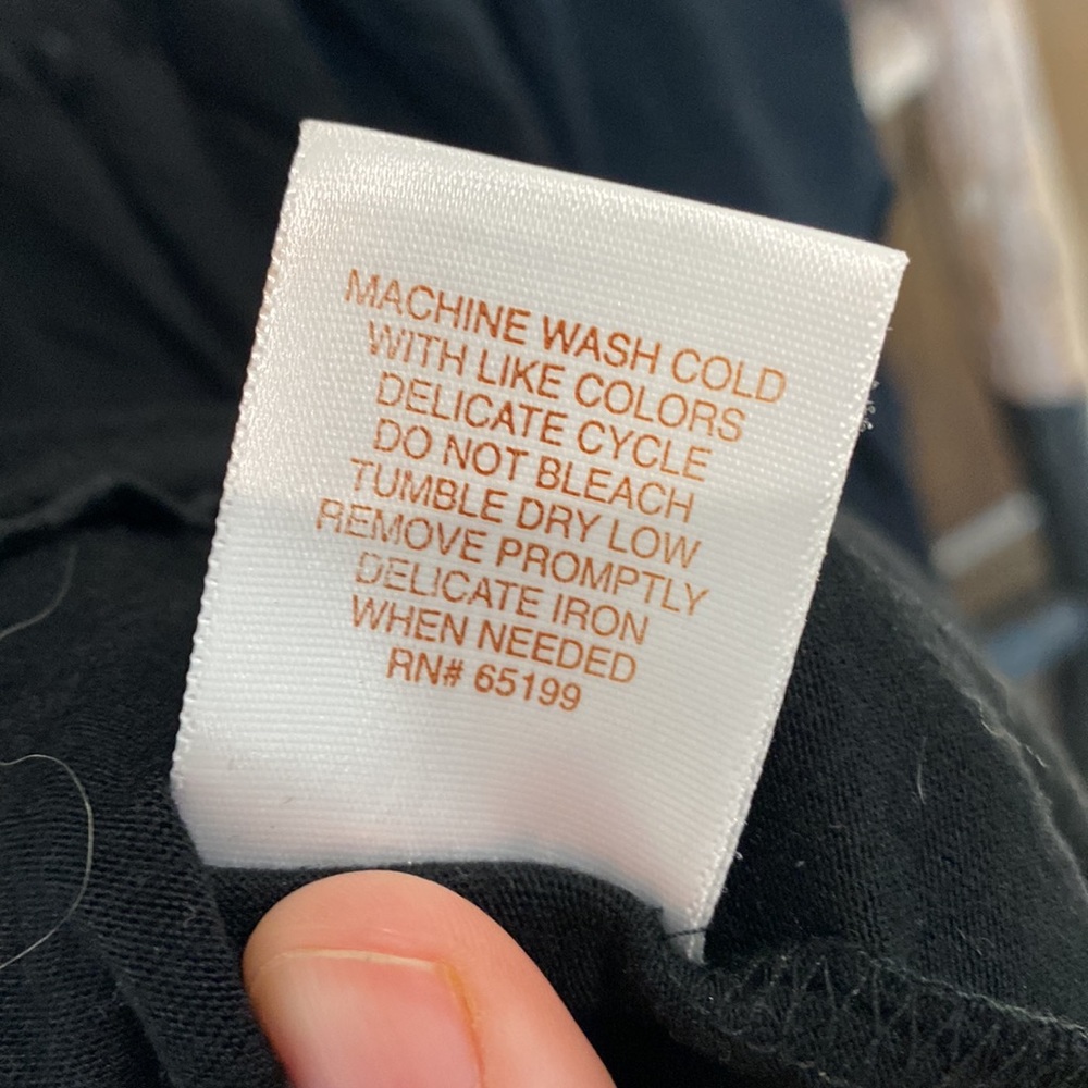 BOGO - Black low cut top - Picture 5 of 5